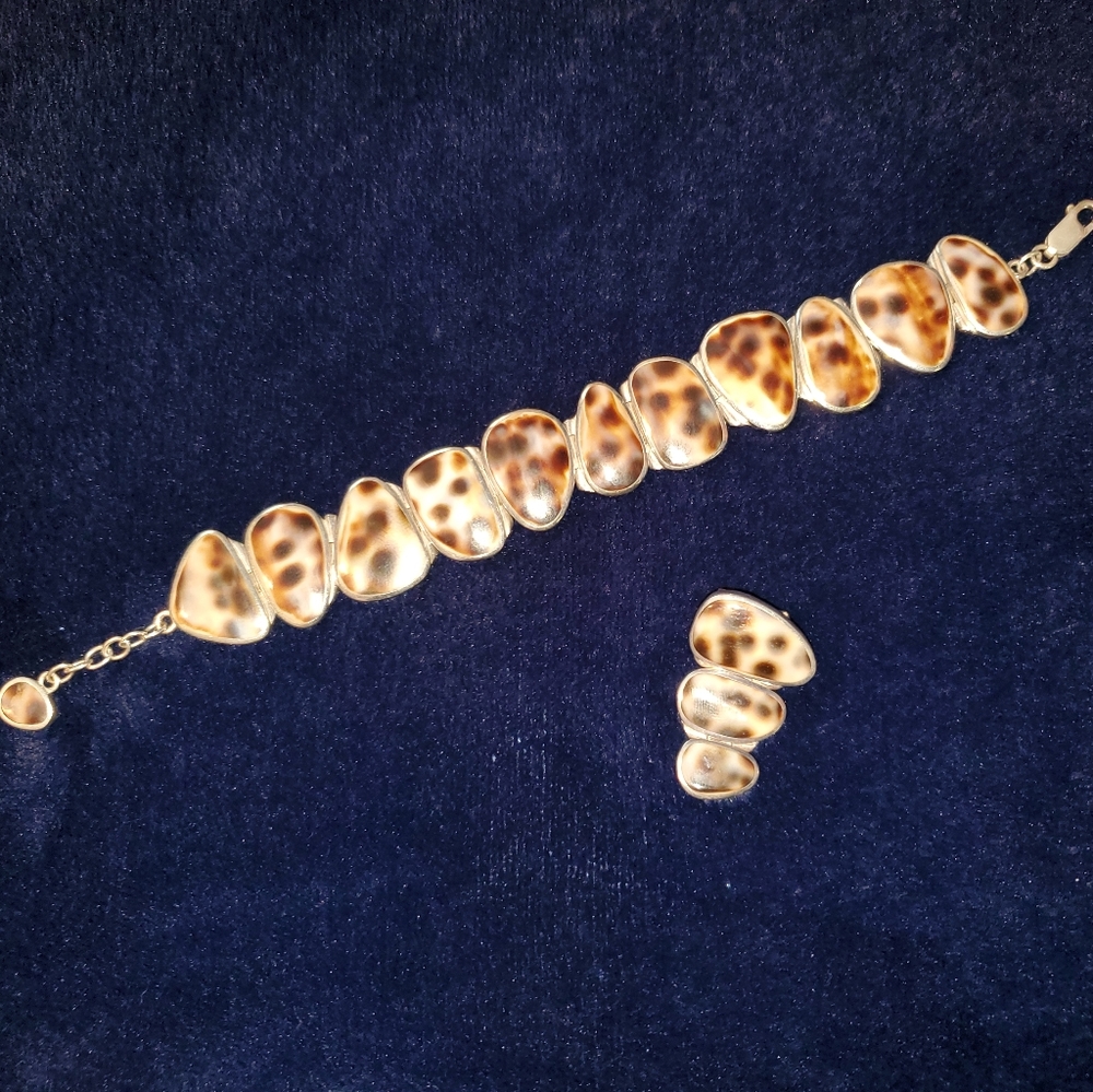 Tortoise Shell Cowrie Shell Silver Link Bracelet - image 4